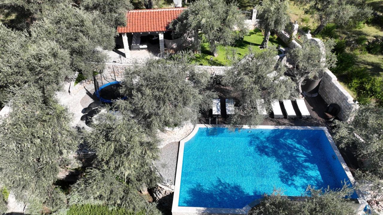 Apartments Villa St. Bar Bagian luar foto