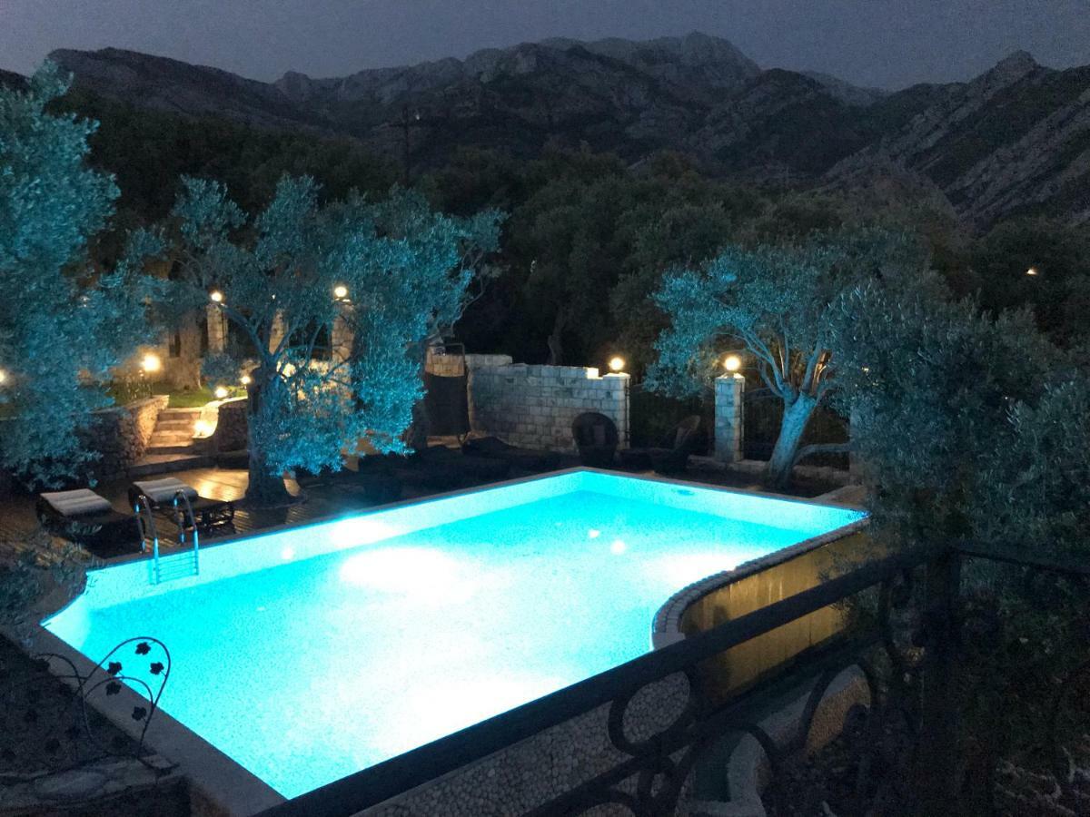 Apartments Villa St. Bar Bagian luar foto